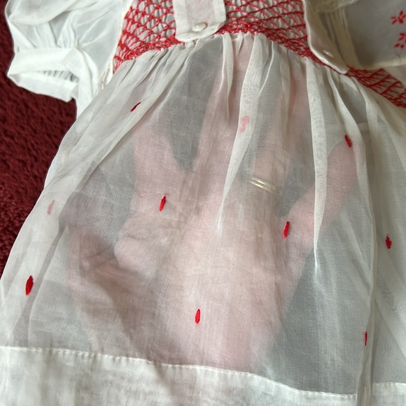 Sweet Handmade Smocked Baby Girl Dress - Picture 7 of 8